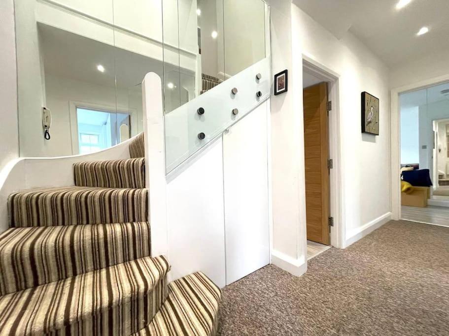 Apartment Hampstead 4-bedrooms *