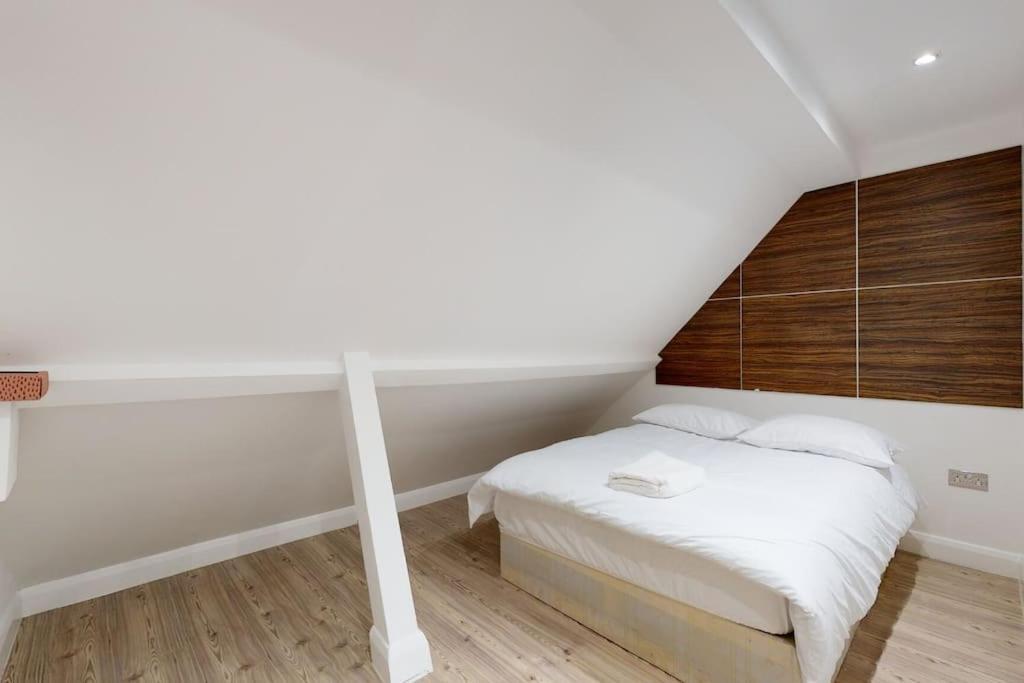 Apartment Hampstead 4-bedrooms London